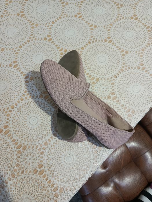 Siatkowane mokasyny,rozm. 39(ale są większe)