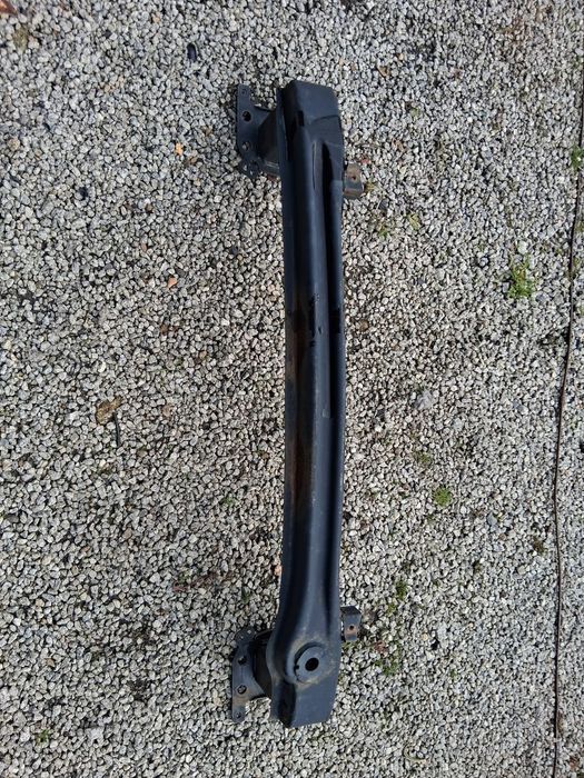 Reforço de para-choques Seat Leon II ano 2006 a 2012(ver descrição)