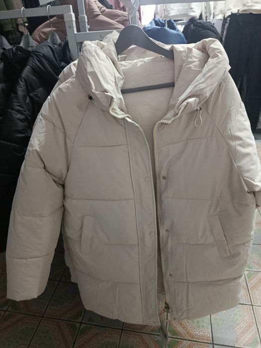 Продам  зимові пуховики