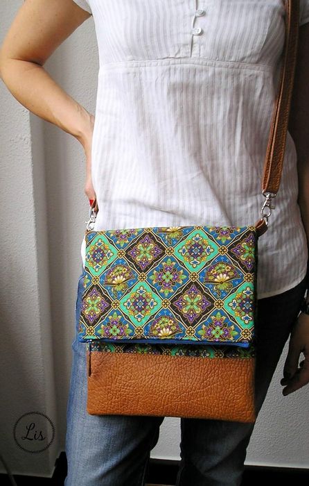 Malas tiracolo, ecopele e tecido, artesanais, NOVAS