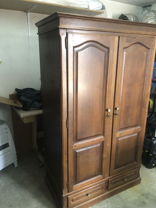 Roupeiro de duas portas