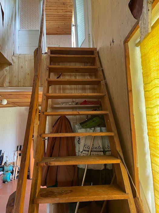 Продам дачу Кировское 46 кв.12сот.земли.Сосновый лес,река Орель.