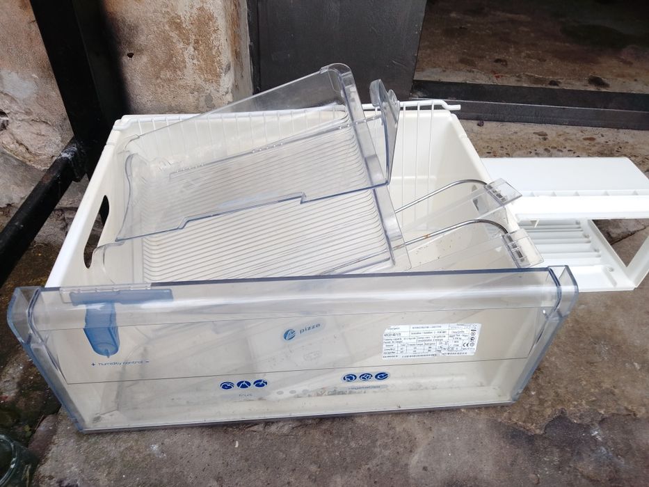 Запчастини для холодильника Whirlpool "шосте чуття"