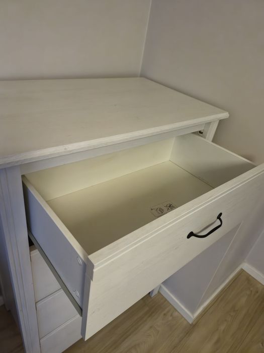 Komoda Brusali 4 szuflady z Ikei jak nowa