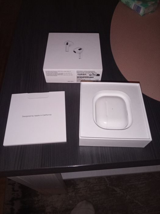 AirPods 4 gen z ANC -  IDEALNY stan, airpods do iPhone