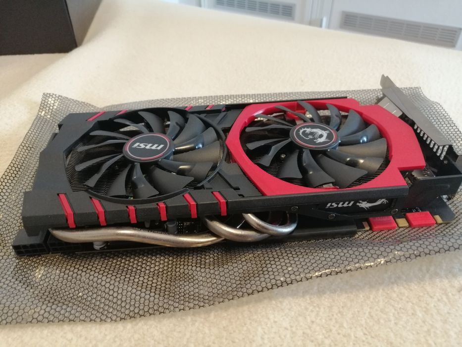 Placa gráfica MSI GTX 980 GAMING 4G