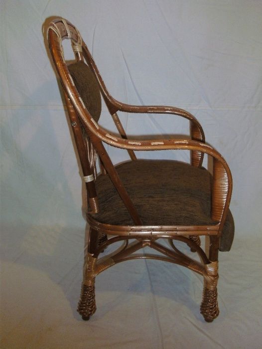 Dziecinny wiklinowy fotelik tapicerowany