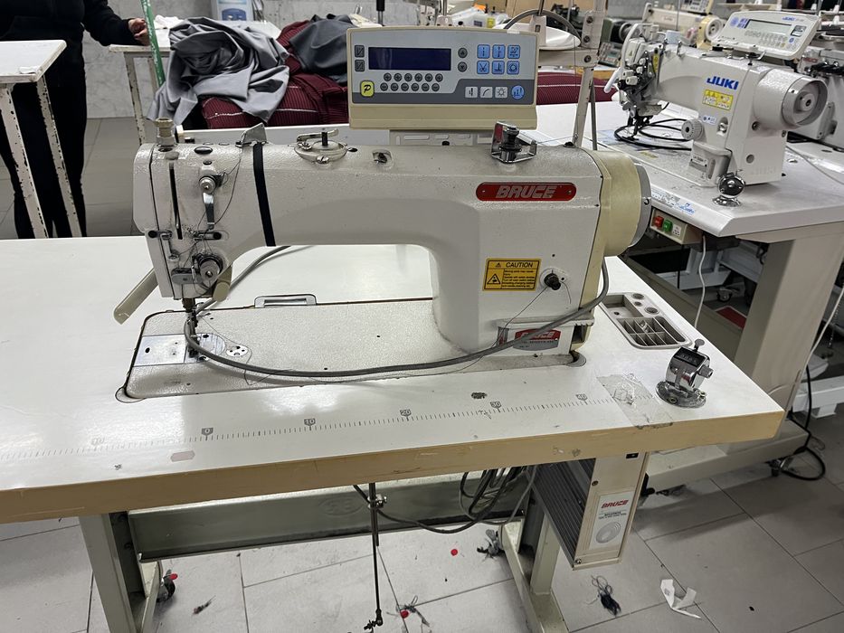 Máquina ponto corrido, monofásica e corte de linha.