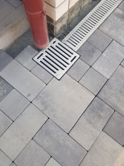 Укладка тротуарної плитки