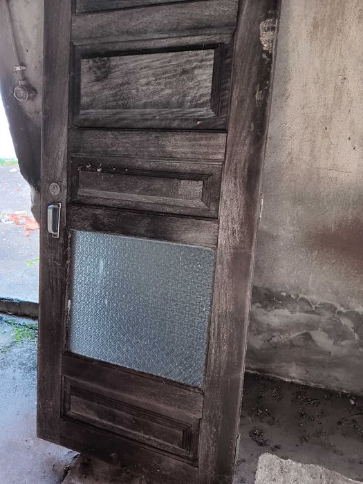 Portas de madeira maciça