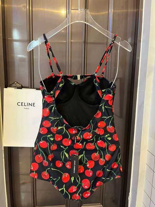 Damski strój kąpielowy DG od reki 74.86