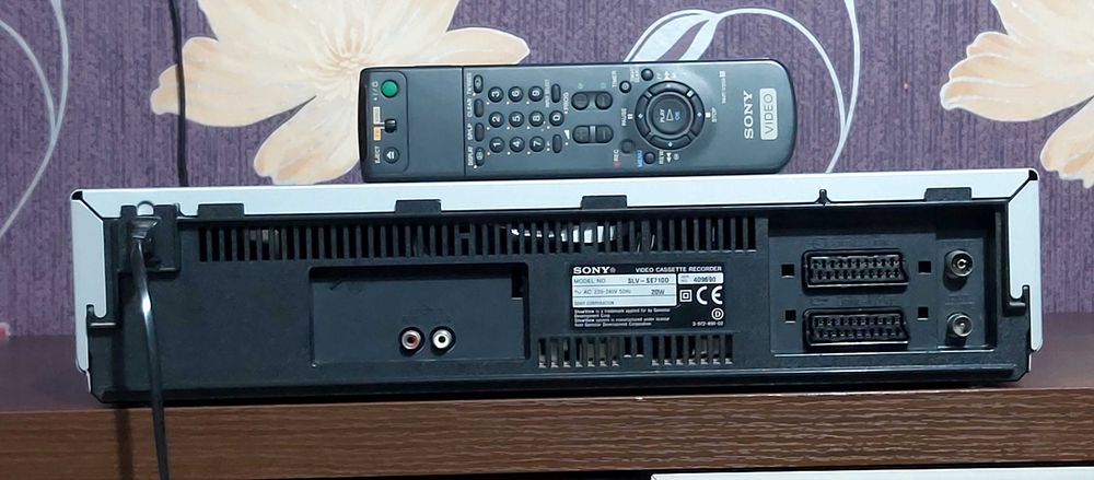 SONY Magnetowid HiFi Stereo 6-Głowic NTSC SP/LP + PILOT