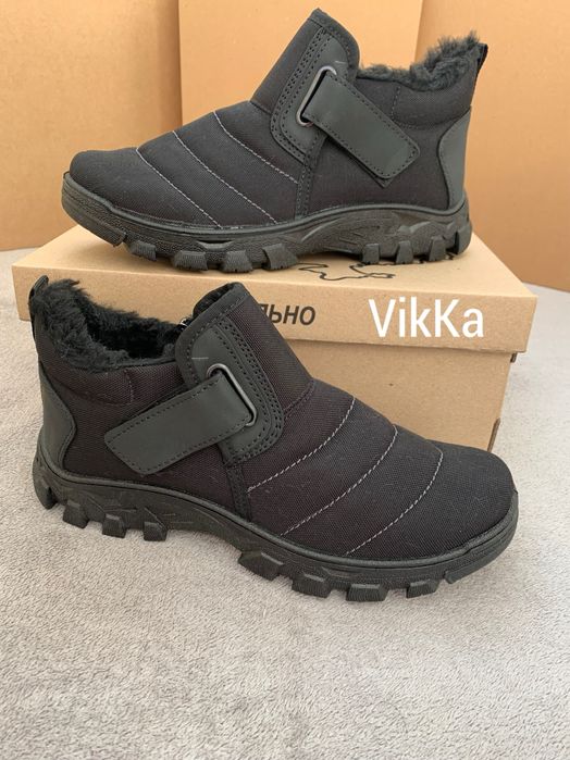 Чоловічі зимові кросівки; короткі черевики