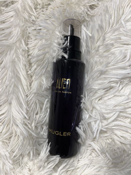 Alien mugler refill