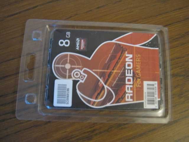 Память DDR AMD DDR4 8Gb 2400MHz Radeon R7 (2x4GB)