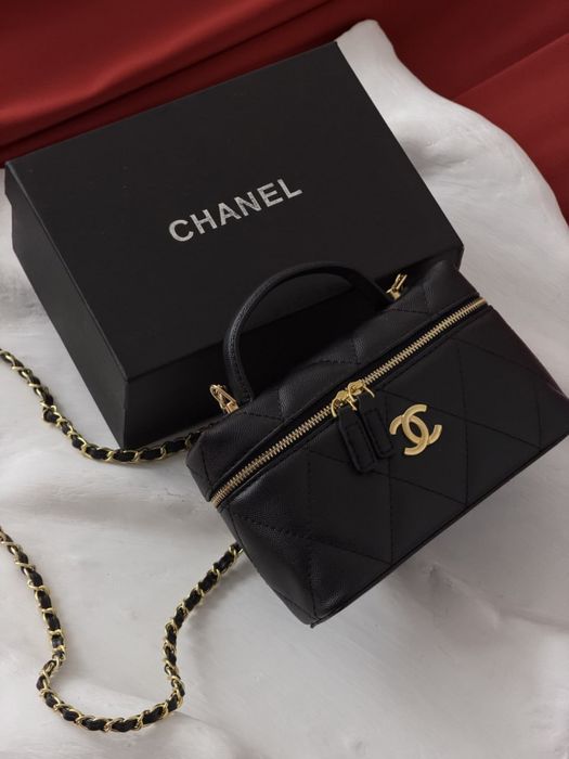 Сумка  Chanel Vanity with Chain