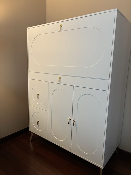 Movel branco novo