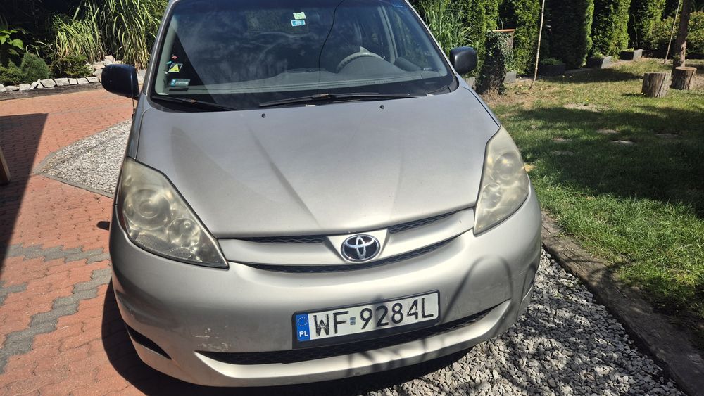 Toyota Sienna. 3.5b. 2008r.całośc lub na części.