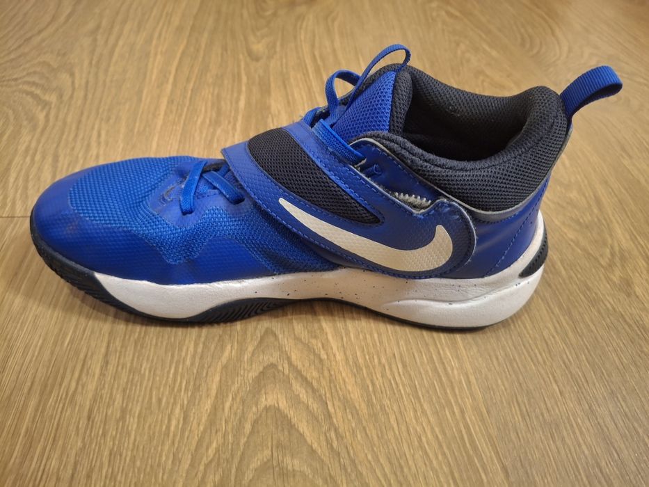 Кросівки баскетбольні Nike Team Hustle D 11