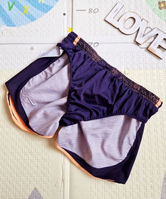 Спортивні шорти Nike Найк жіночі розмір XS