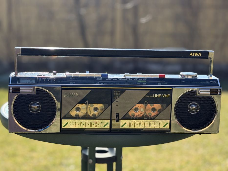 Продам магнитолу Aiwa CS-W99