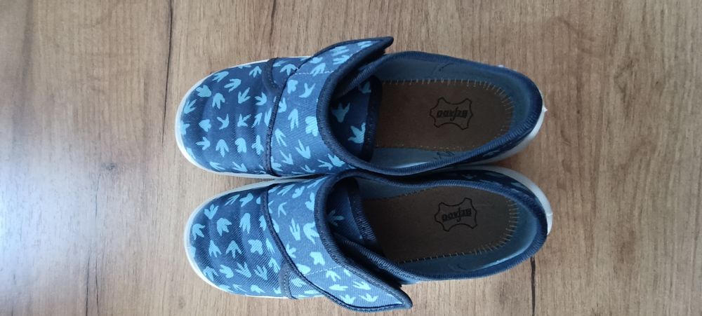 Pantofle, buciki, chłopięce Befado rozmiar 31.