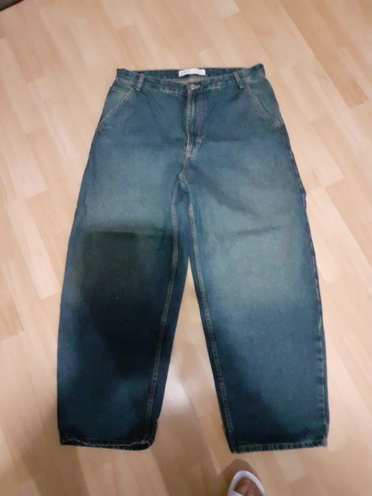 Jeansy Bershka- rozm 44