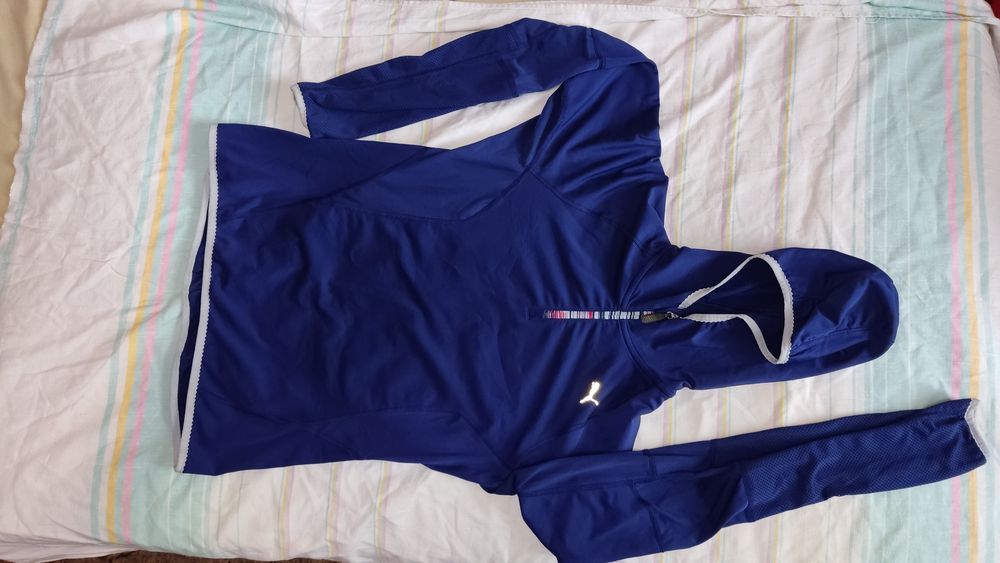 Спортивна бігова кофта Puma