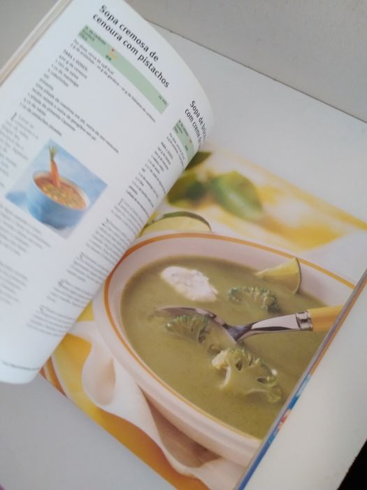 Livro capa dura Cozinha e Doçaria Para Diabéticos +220 Everest Editora