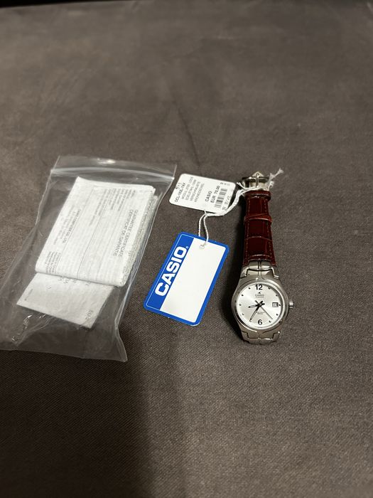 Zegarek damski Casio Oceanus