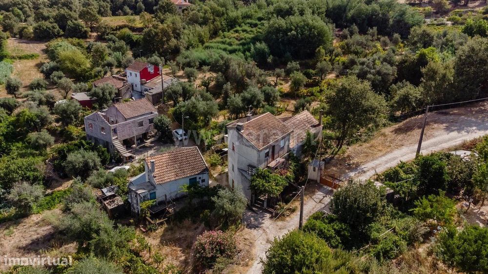 Moradia Geminada T3 / Covilhã, Teixoso