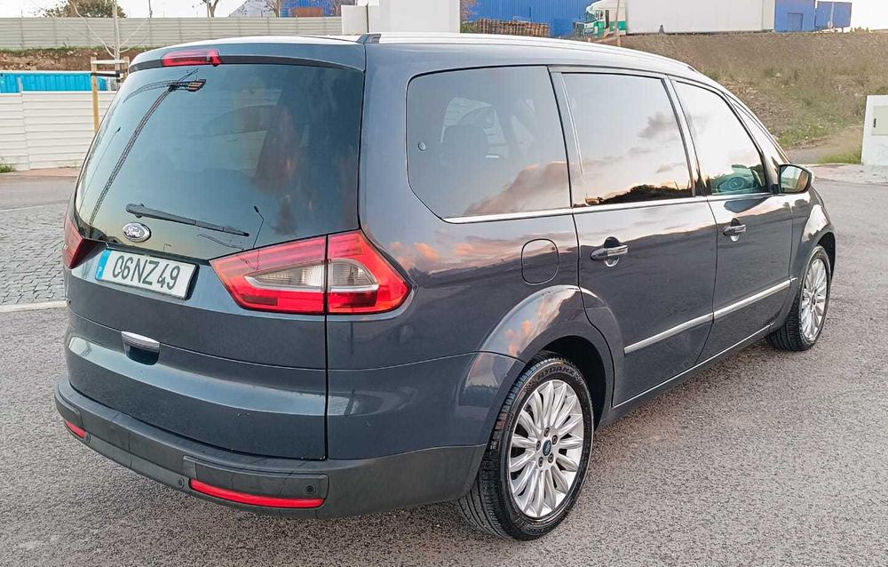 Monovolume Ford Galaxy 7 Lug.
