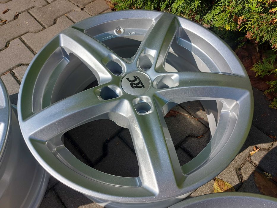 Felgi 16x7J 5x120 et35 BMW E36 E46 E90 E91 F30 F31 F32 F33 E81 RC_Nowe