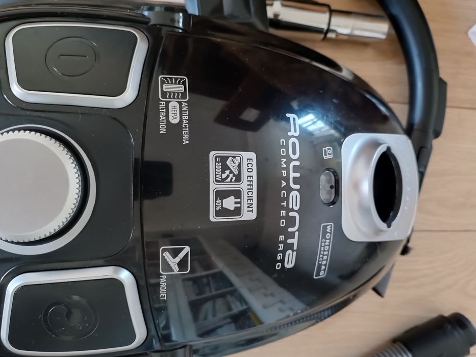 // Odkurzacz workowy Rowenta