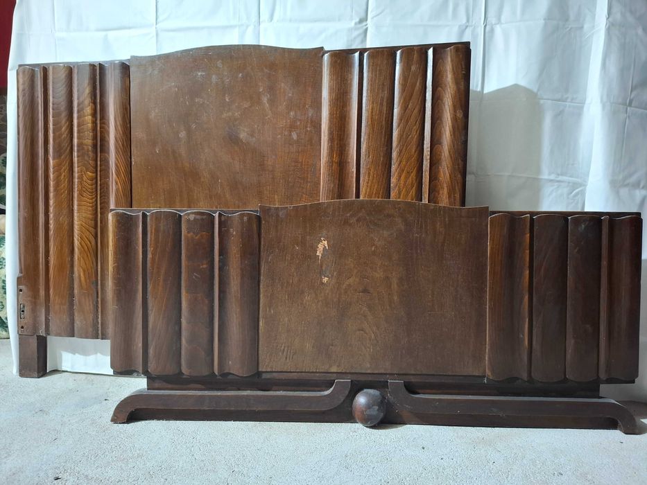 Cama de madeira maciça