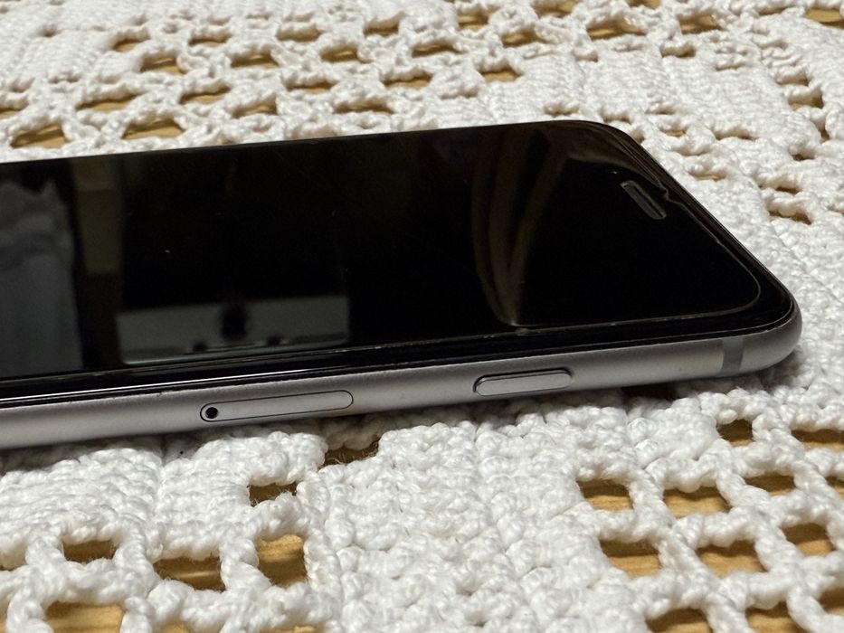 Apple iPhone 6 16GB Cinzento - Livre