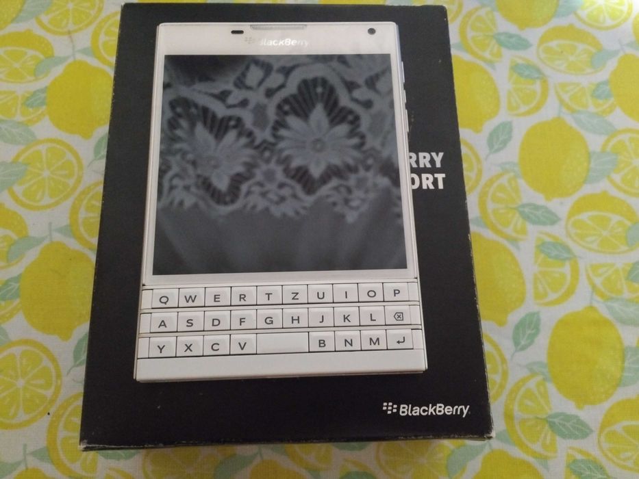 BlackBerry Passport White 32GB 4G