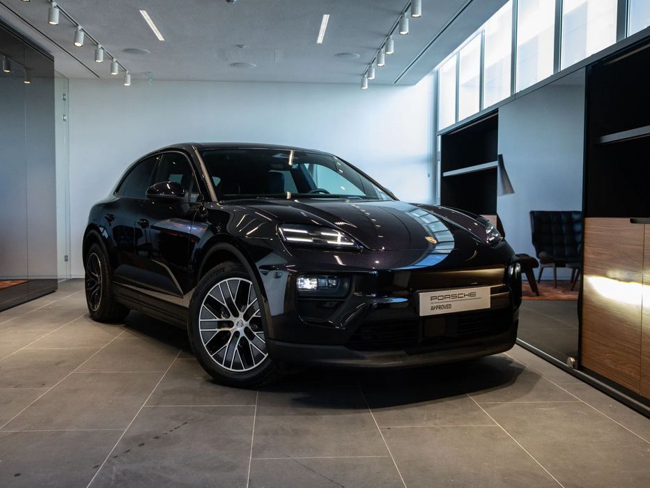 Porsche Macan Electric