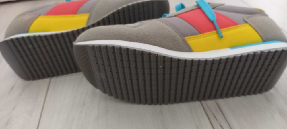 Adidasy damskie r.36