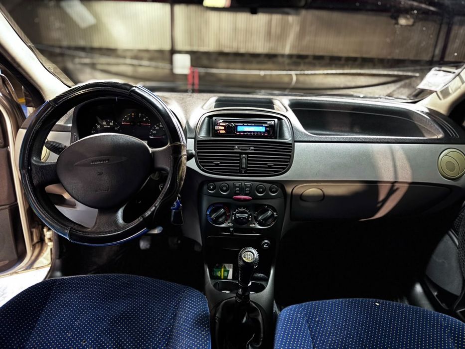 Fiat Punto  1.2, 80cv,   16v.