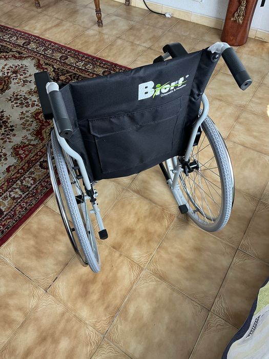 Cadeira de rodas Biort