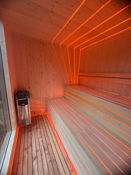 Sauna ogrodowa zewnetrzna Modrzew Huum Harvia