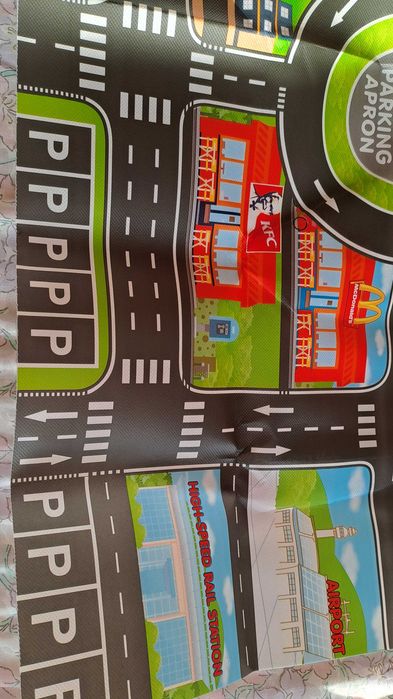 Tapete portátil. Mapa da cidade para brincar. Jogo educativo. Novo.