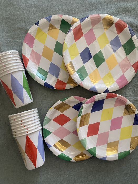 Diversos Conjuntos prato e copo