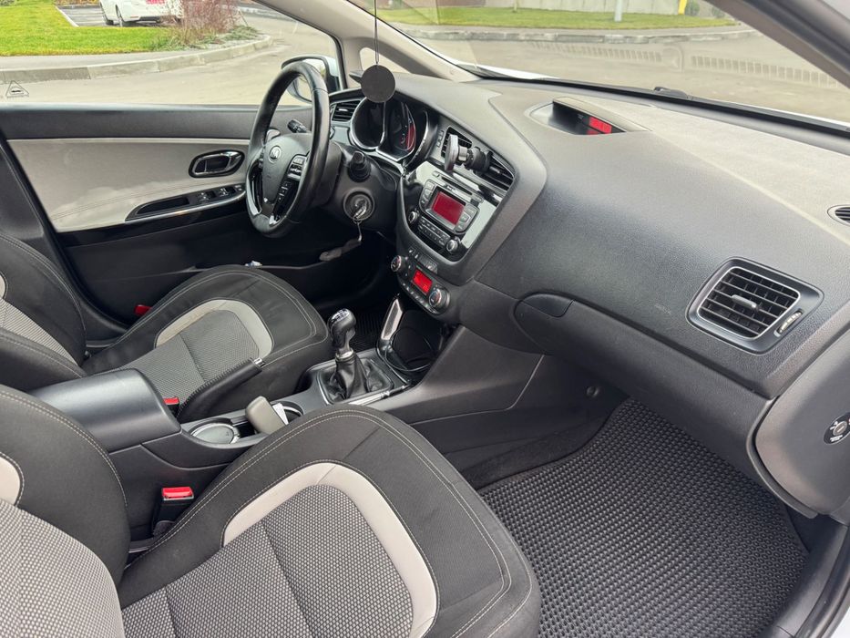 Kia Ceed JD SW 1.6 CRDi