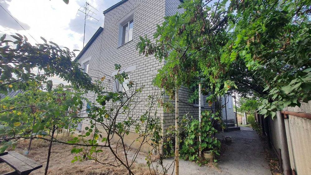 Продам дом г. Змиев