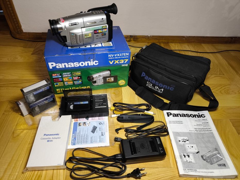 Відеокамера Panasonic NV-VX37EN + Відеомагнітофон SONY SLV-X9