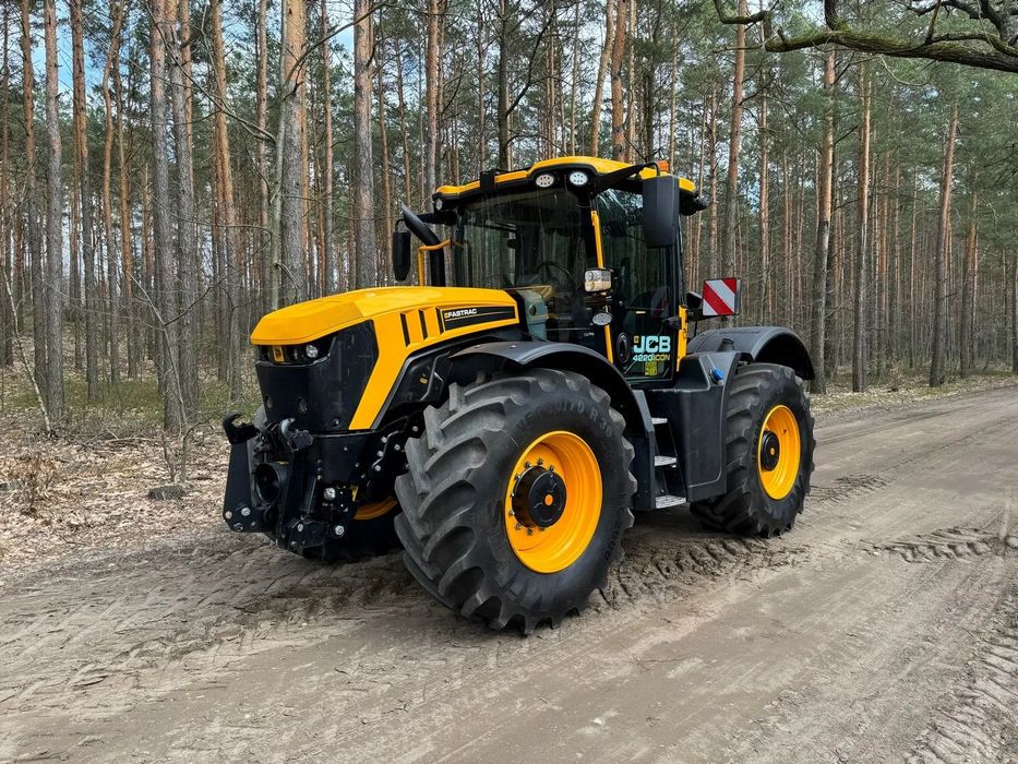 JCB Fastrac 4220 ICON | DEMO |220 KM |2022 ROK