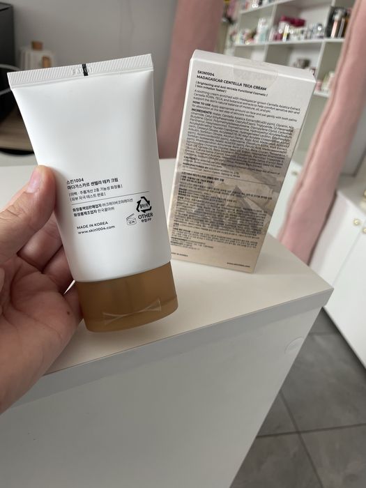 Відновлювальний крем SKIN1004 Madagascar Centella Teca Cream, 75 мл