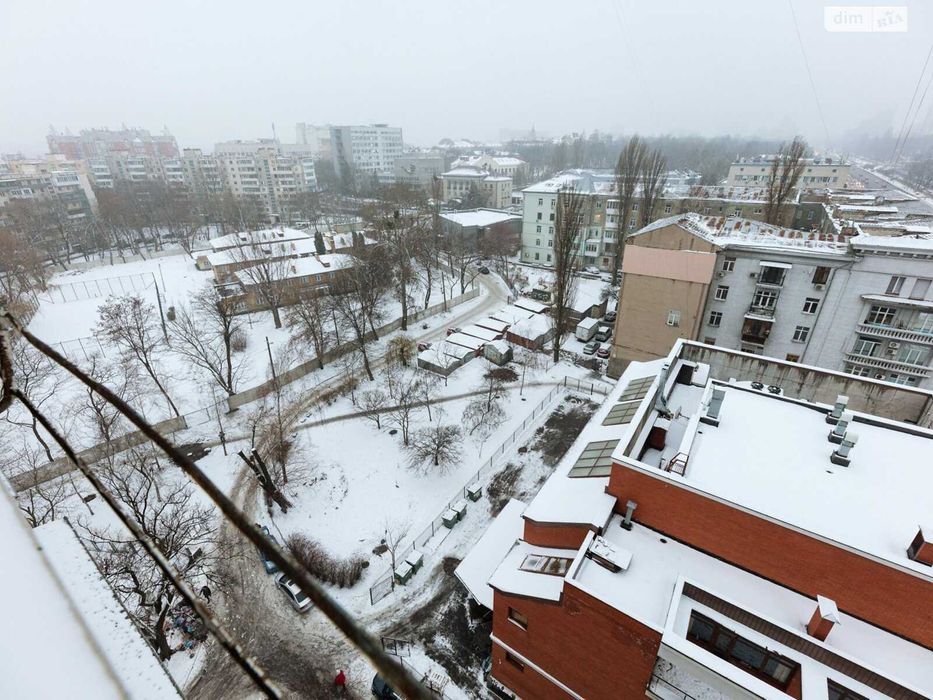 Берестейський проспект, 29 в Києві, КПІ, Охматдит